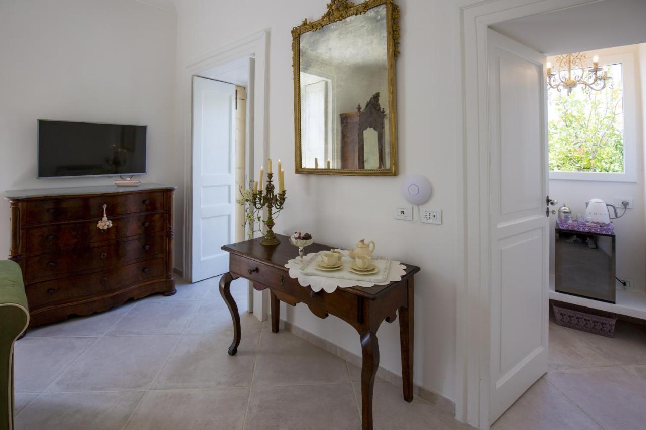 Palazzo Cacace Relais Hotel Meta Bagian luar foto