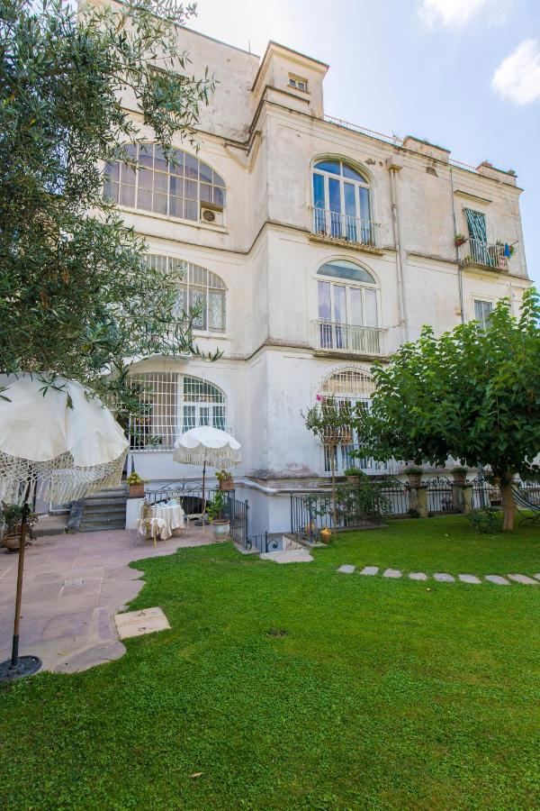 Palazzo Cacace Relais Hotel Meta Bagian luar foto